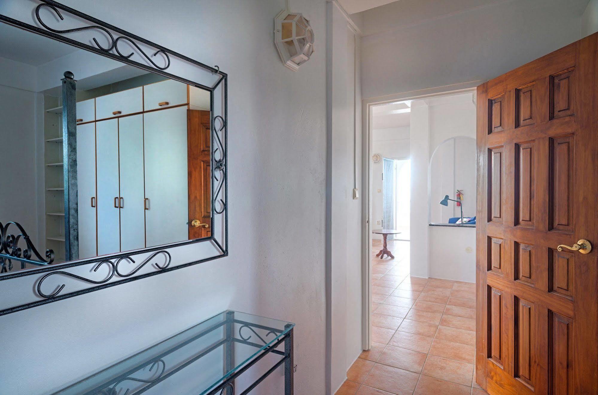 Caribbean Sea View Holiday Apartments Mero Екстер'єр фото